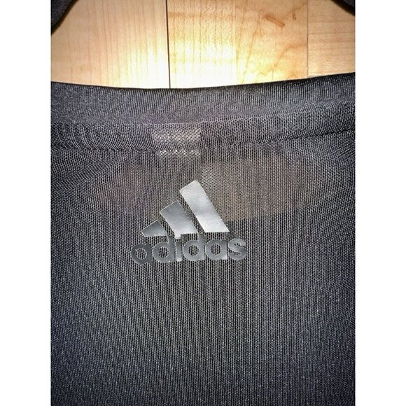 ADIDAS $50 SZ M MEDIUM BLACK MESH CROP COVER UP TEE LIGHT TOP STREETWEAR - Picture 5 of 9
